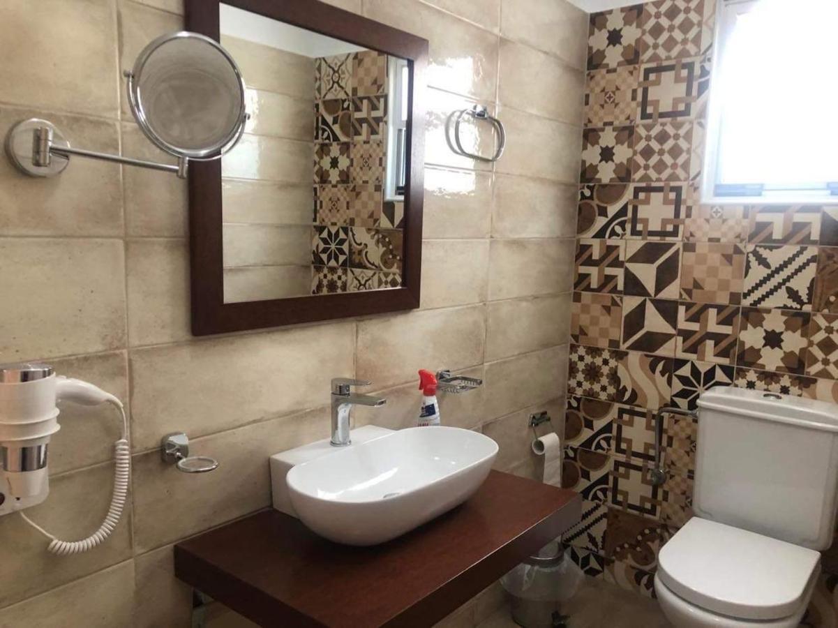 La Sirena Hotel Аргаси Экстерьер фото